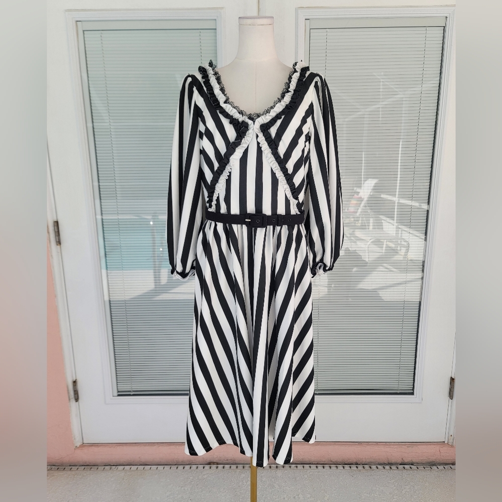 La Femme En Noir Micheline Pitt Sleepy Hollow The Katrina Dress Black And White